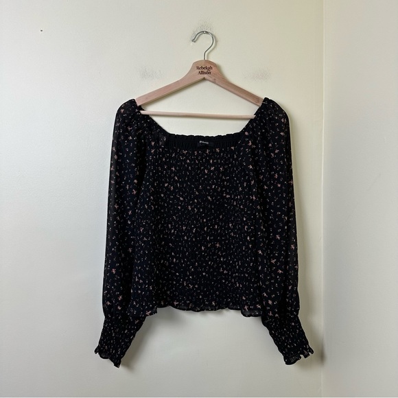 (Re)sourced Georgette Lucie Bubble-Sleeve Smocked Top in Stem Scatter Size Small - Picture 6 of 13